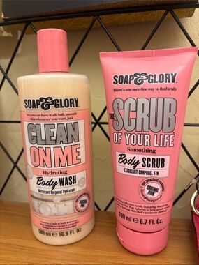 SOAP & GLORY Body Scrub & Body Wash Set